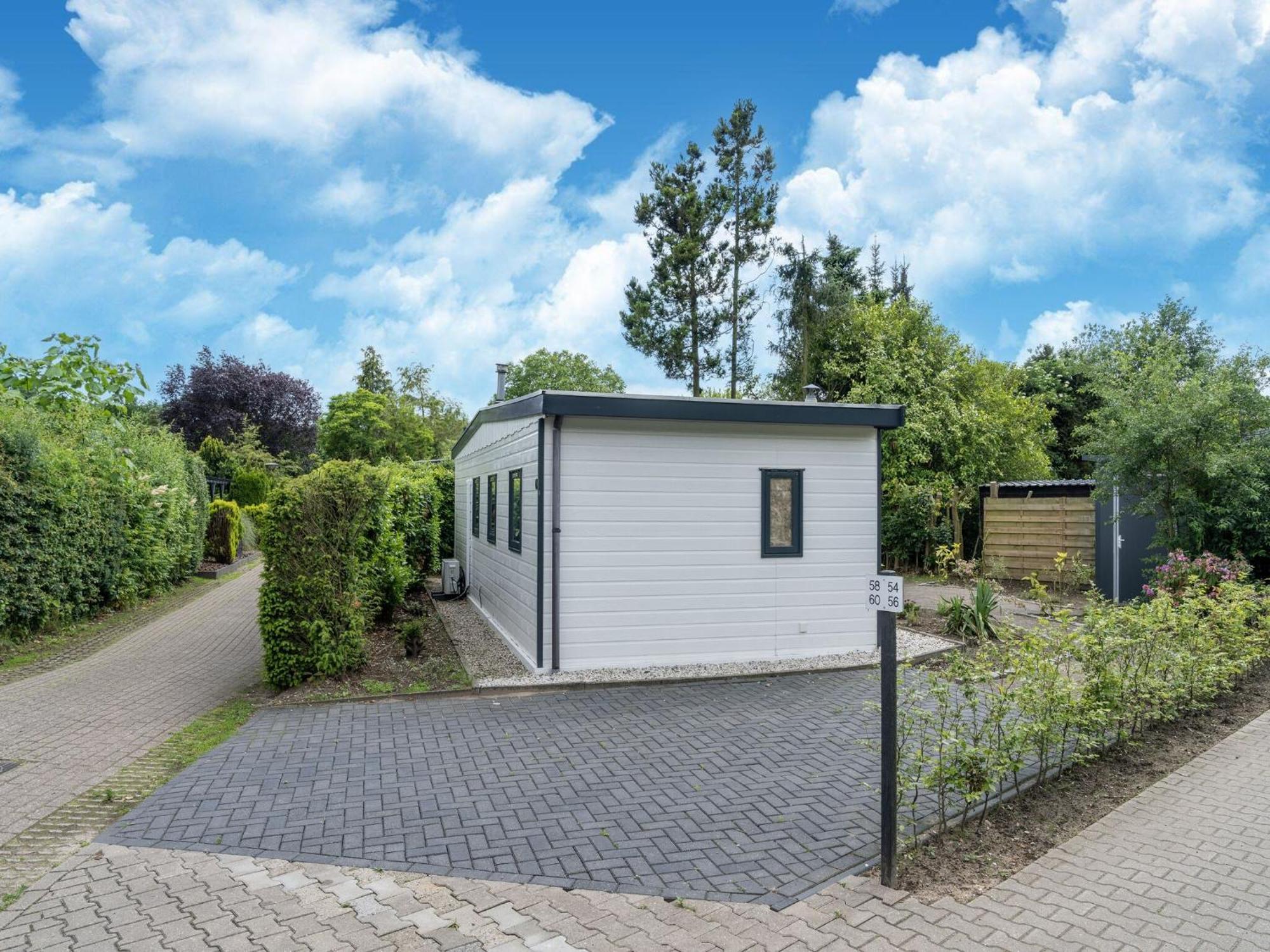 Cozy Chalet In Stegeren With A Terrace Εξωτερικό φωτογραφία